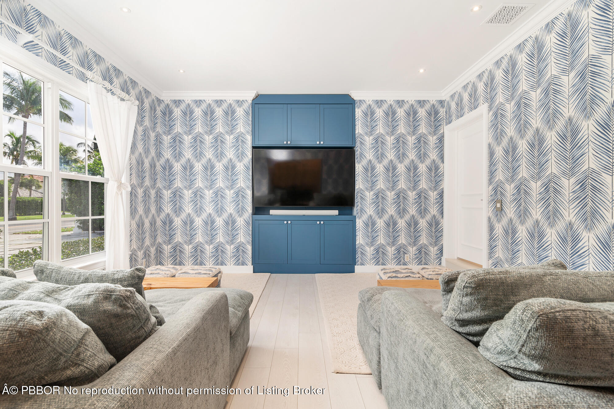 7515 S Flagler Drive