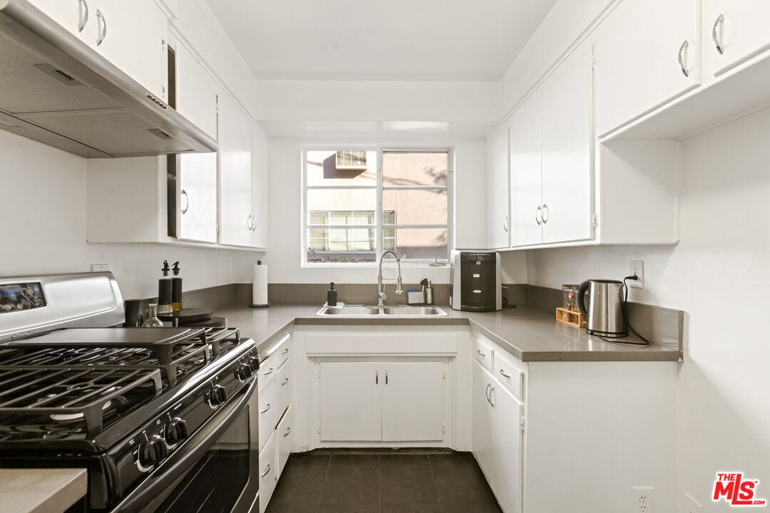 8450 Fountain Unit: 2