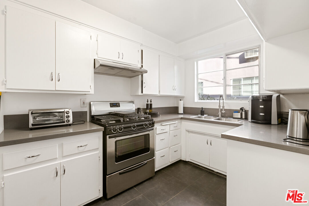 8450 Fountain Unit: 2