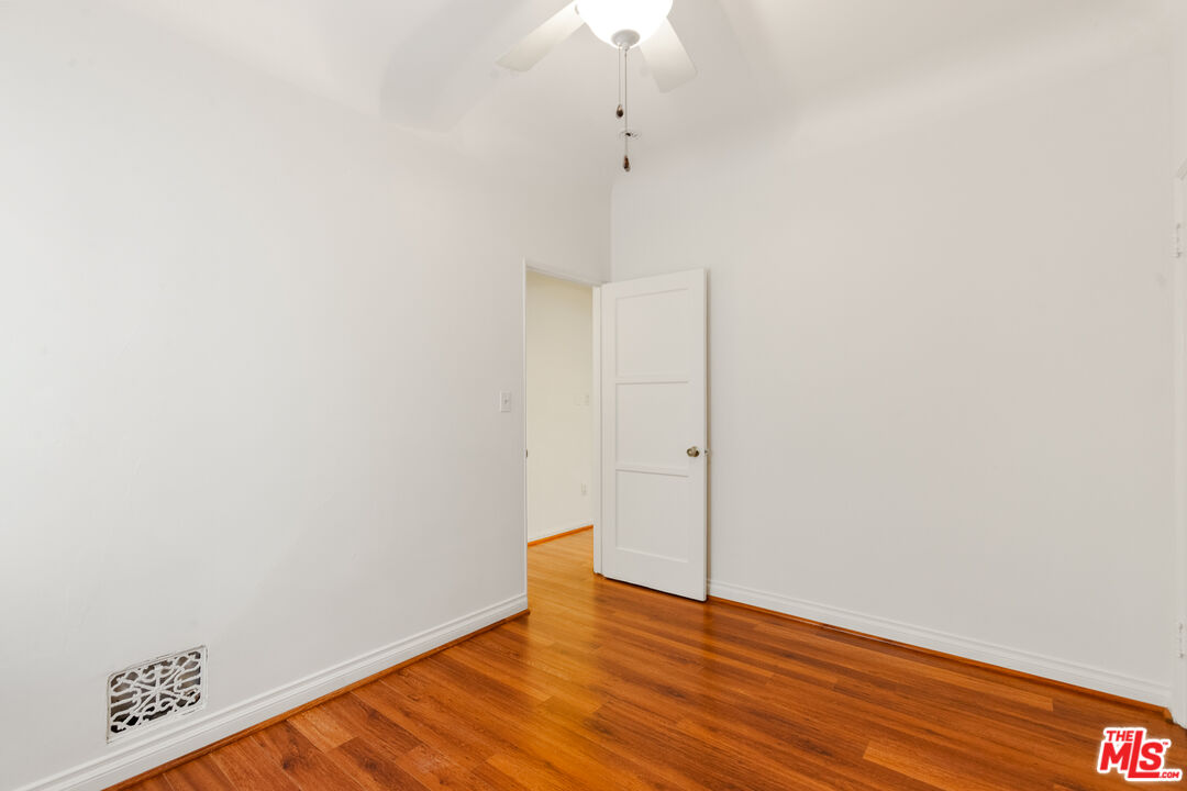 170 N Arnaz Unit: 8724