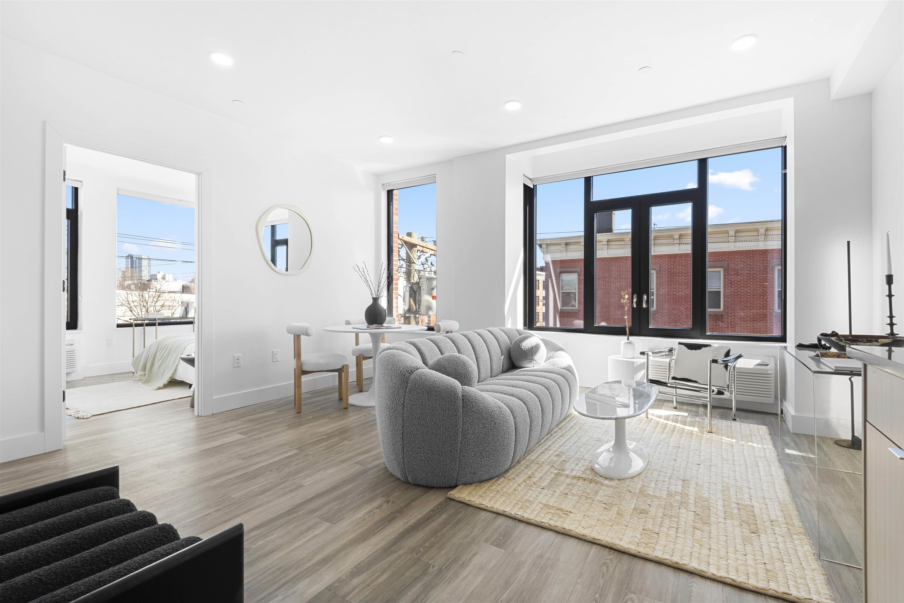 197 PINE ST Unit: 403
