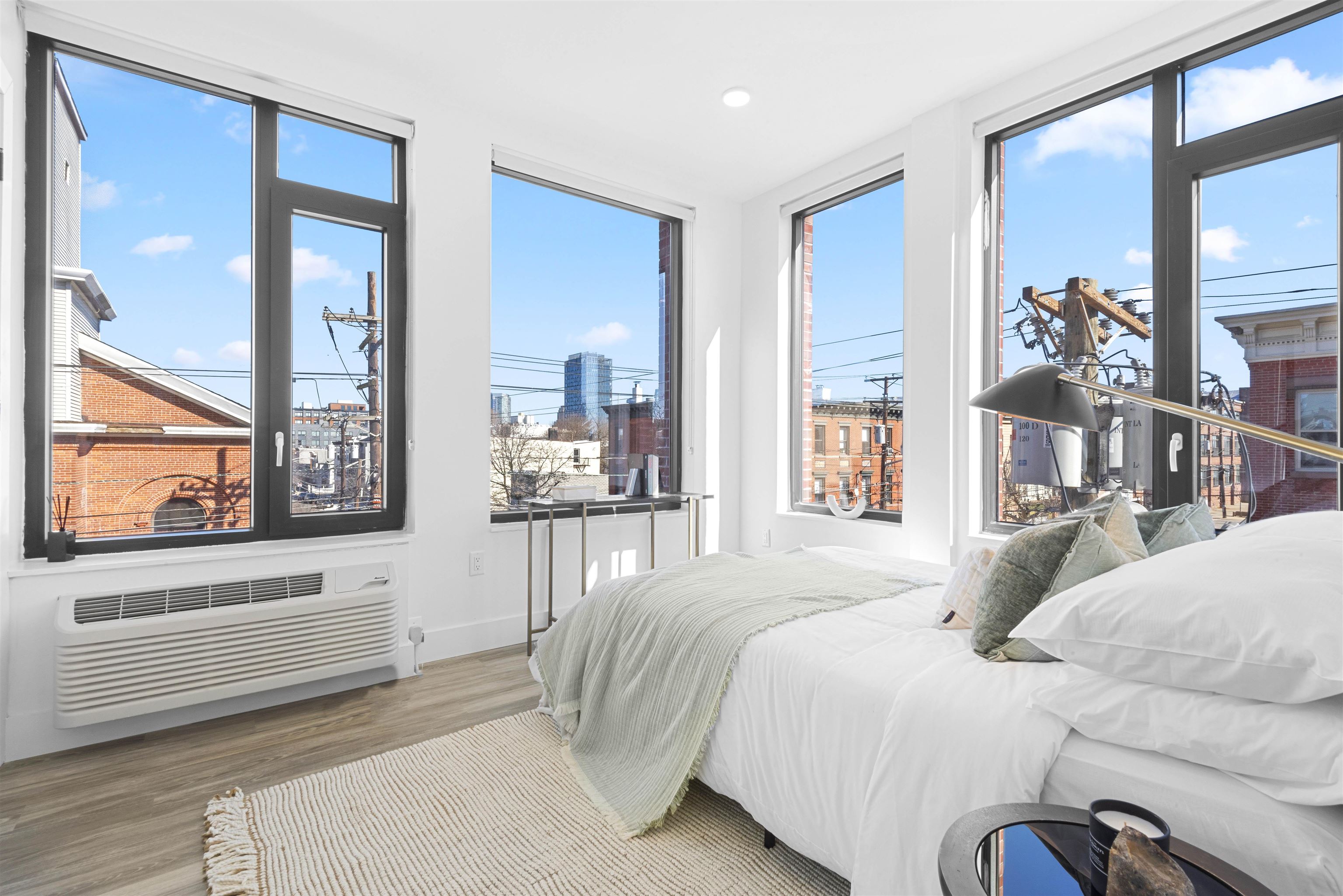 197 PINE ST Unit: 403