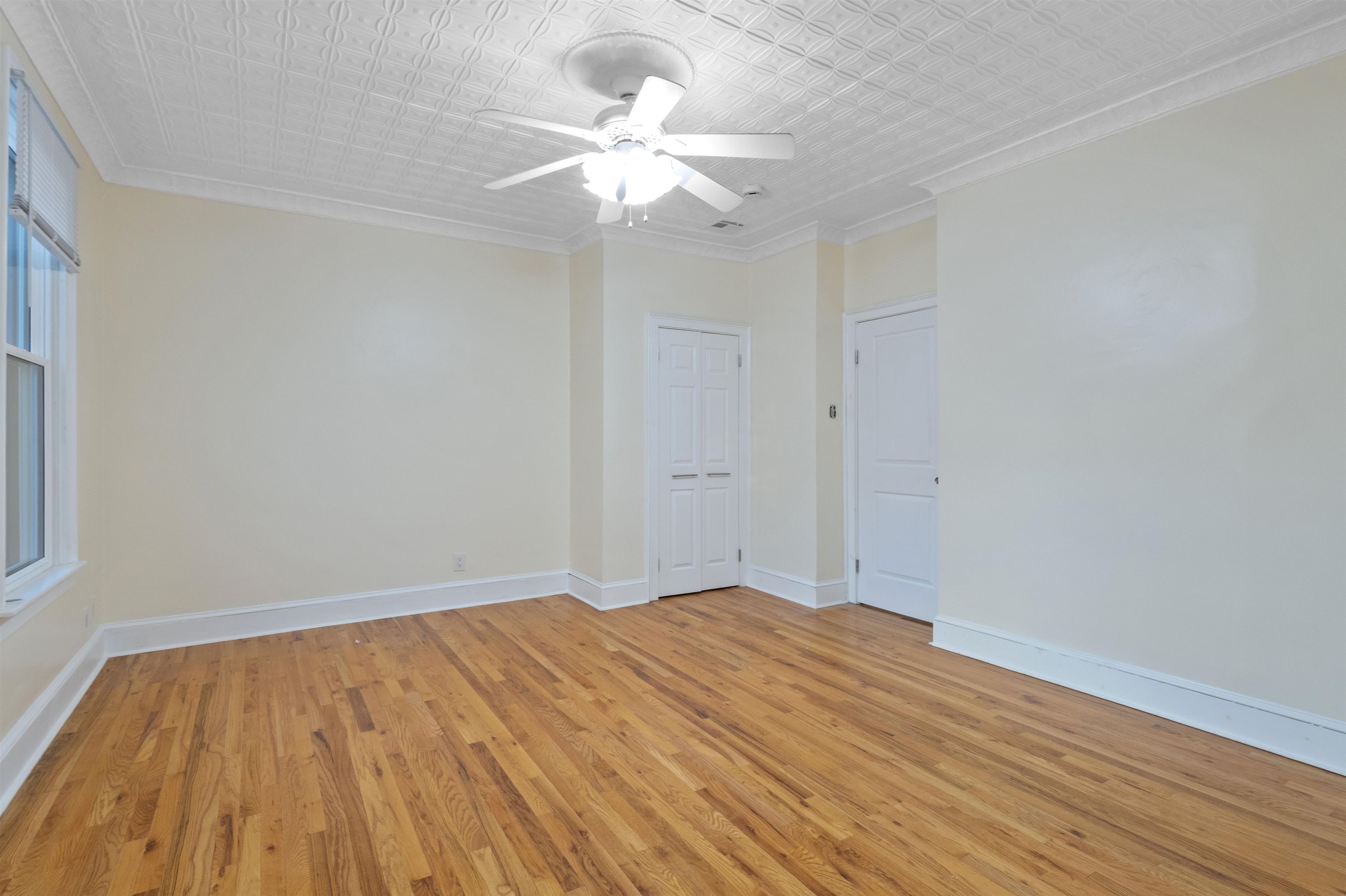 204 BEACON AVE Unit: 2