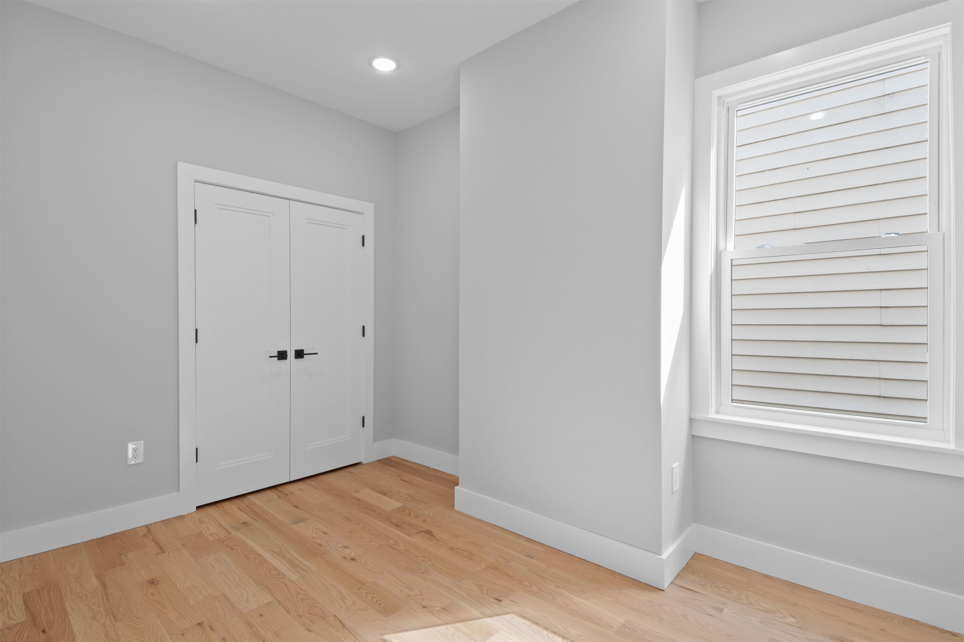 350 LIBERTY AVE Unit: 2