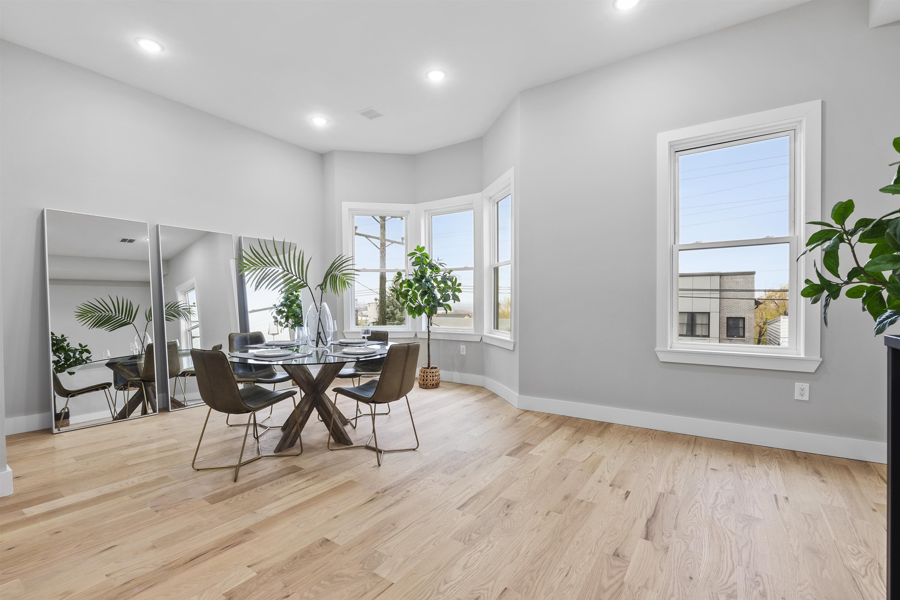 350 LIBERTY AVE Unit: 2