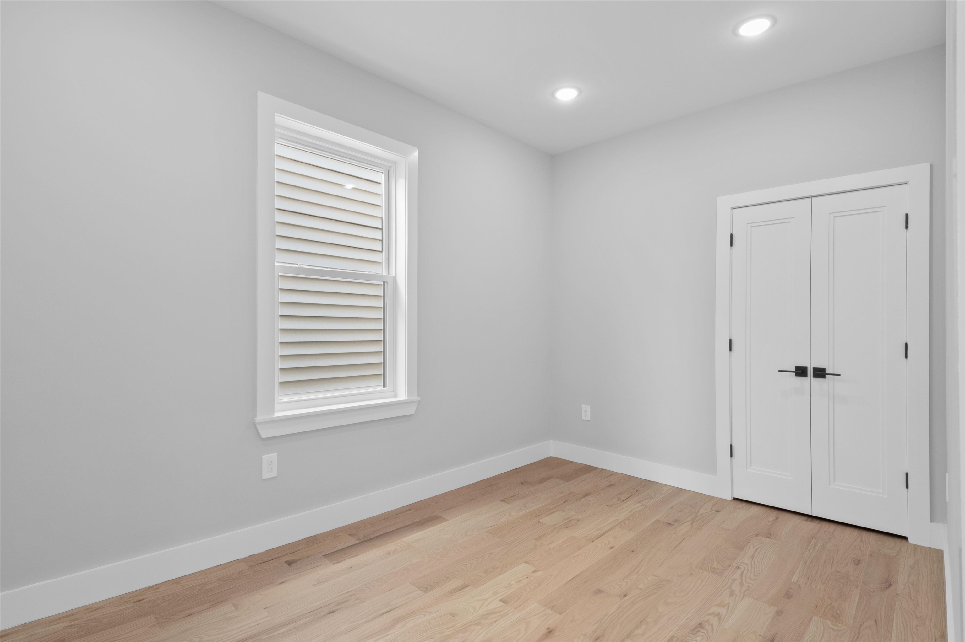 350 LIBERTY AVE Unit: 2