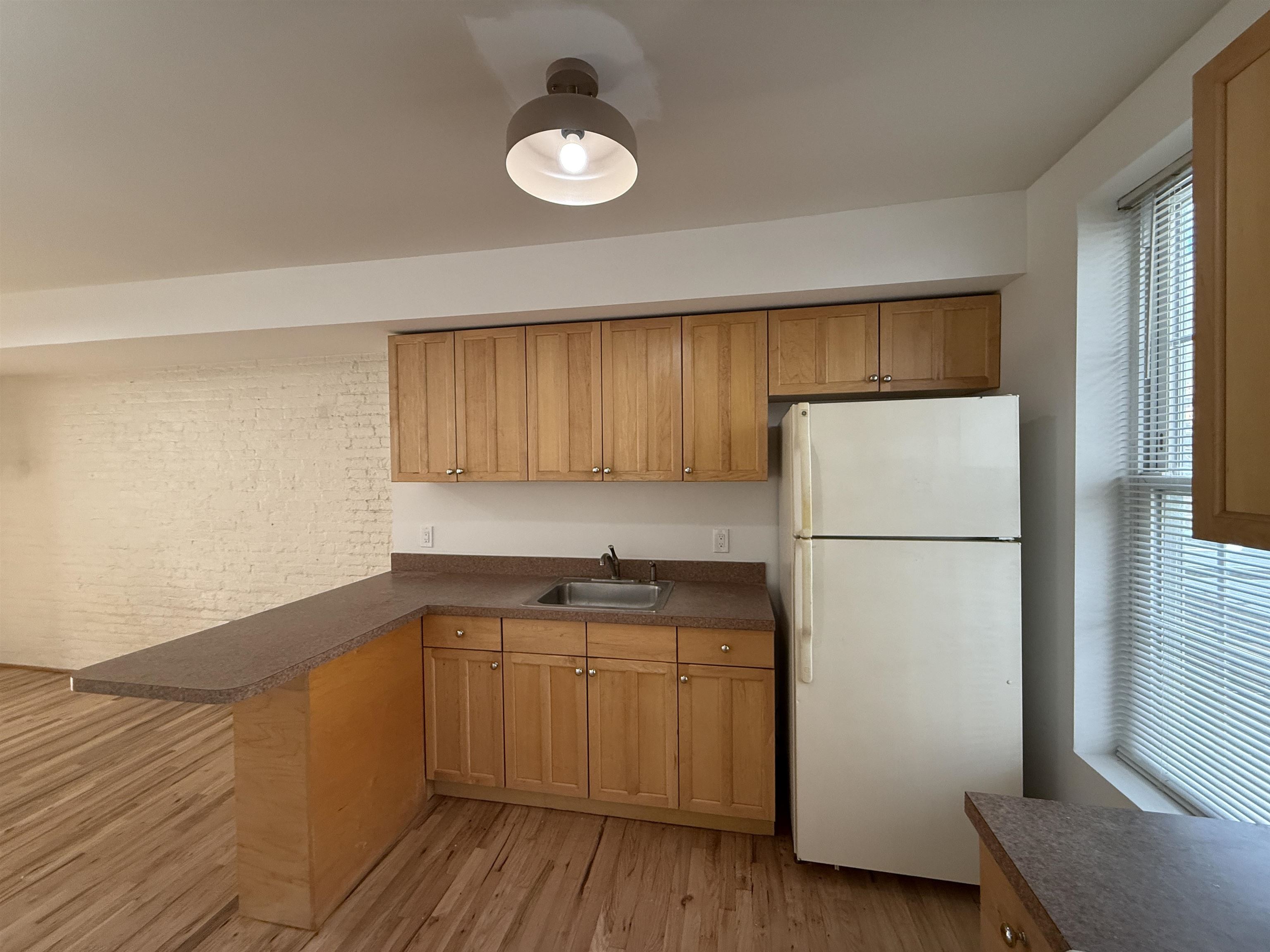 316.5 6TH ST Unit: #2