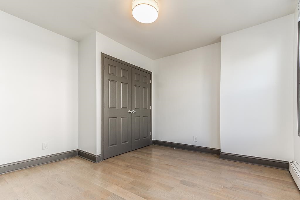 46 RAVINE AVE