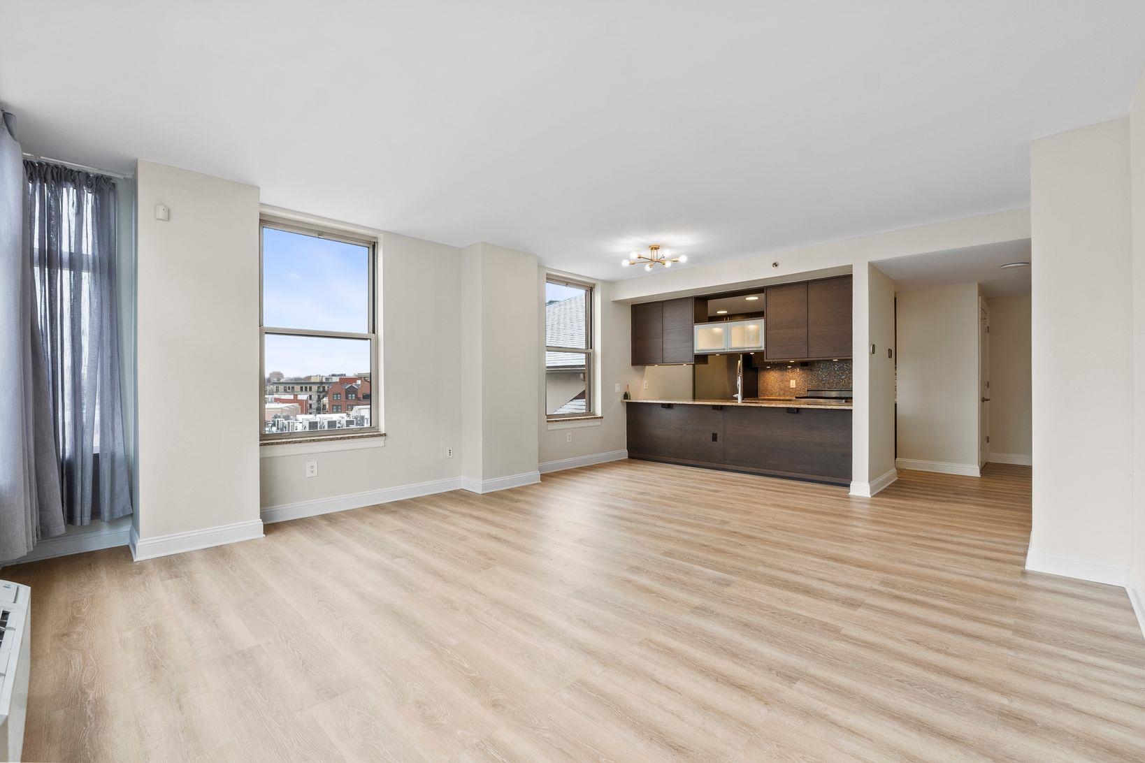 10 REGENT ST Unit: 606