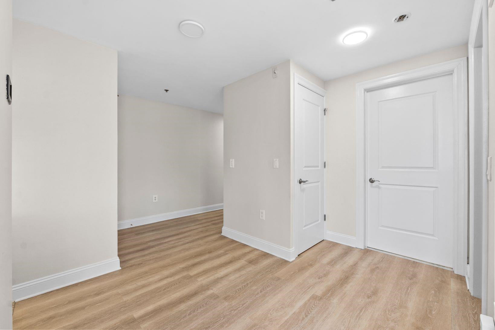10 REGENT ST Unit: 606