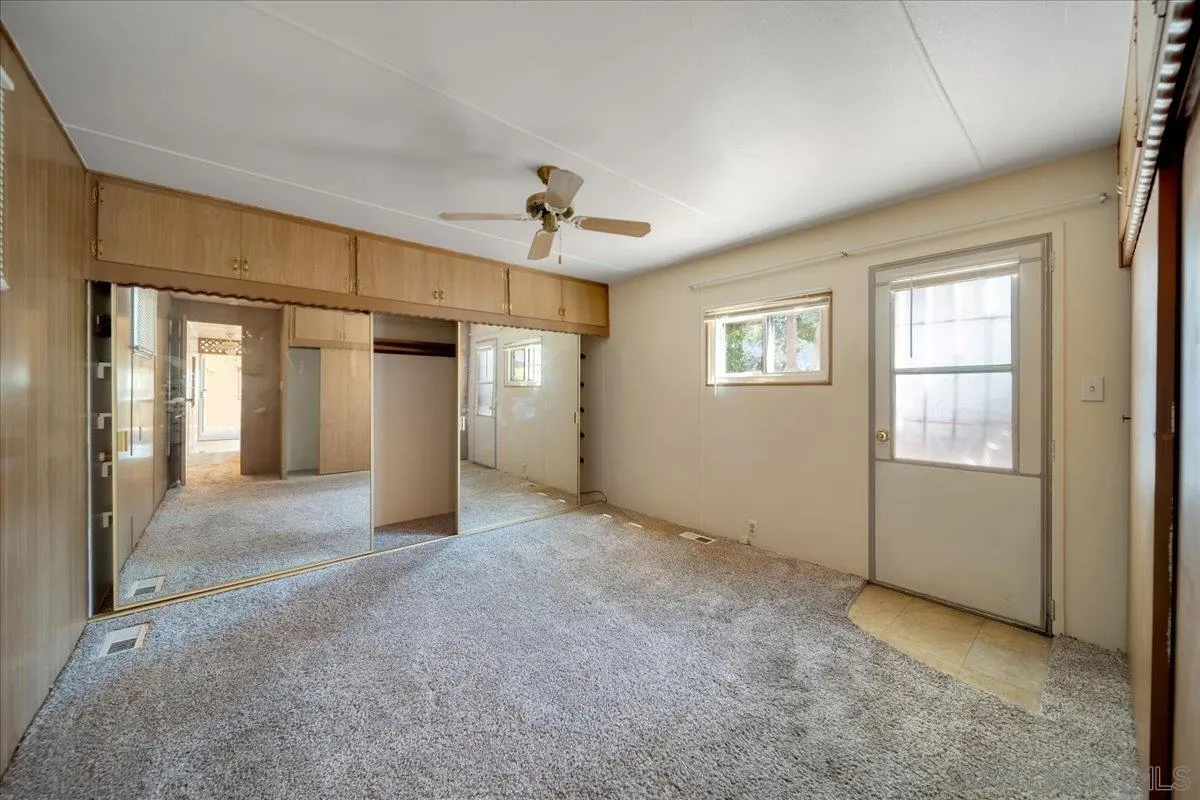 1285 E Washington Ave Unit 51