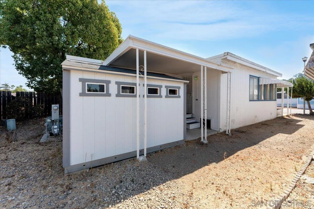 1285 E Washington Ave Unit 51