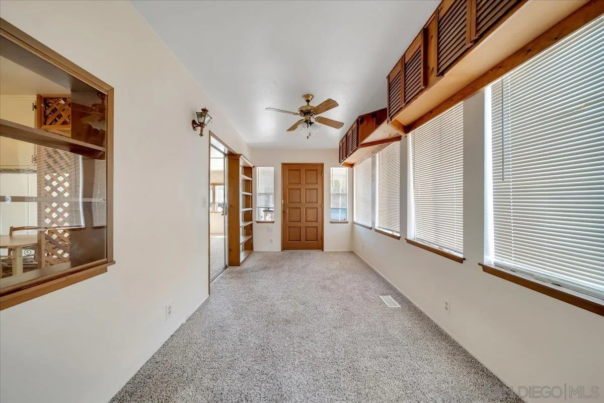 1285 E Washington Ave Unit 51
