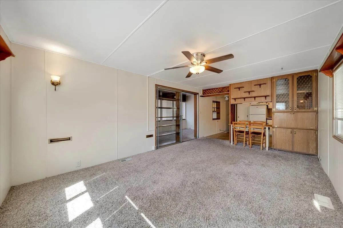 1285 E Washington Ave Unit 51