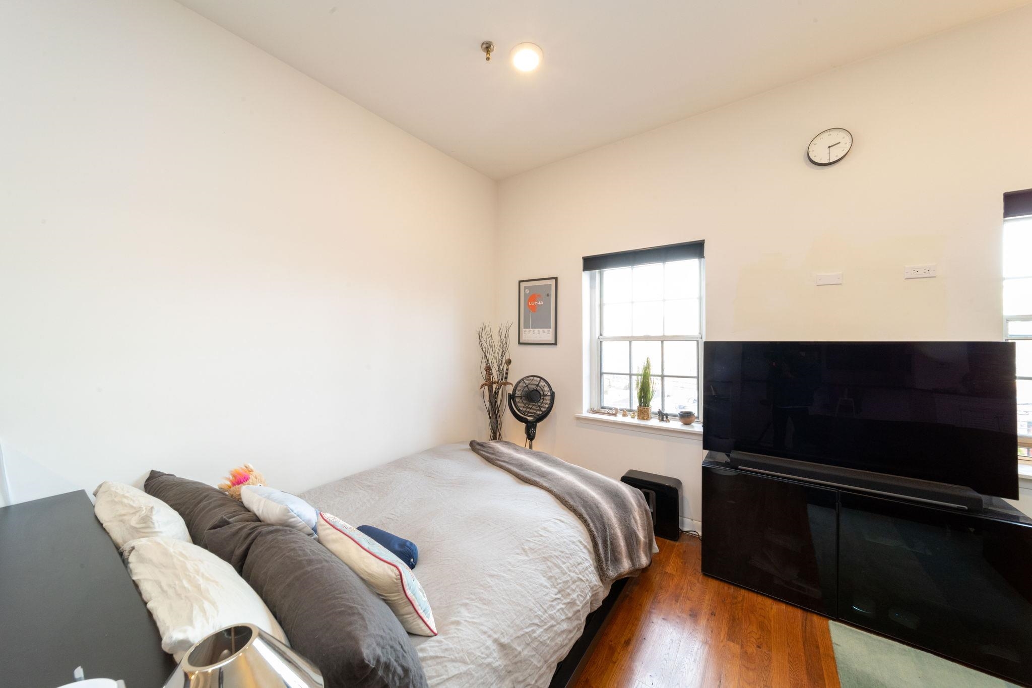 227 CHRISTOPHER COLUMBUS DR Unit: 314b