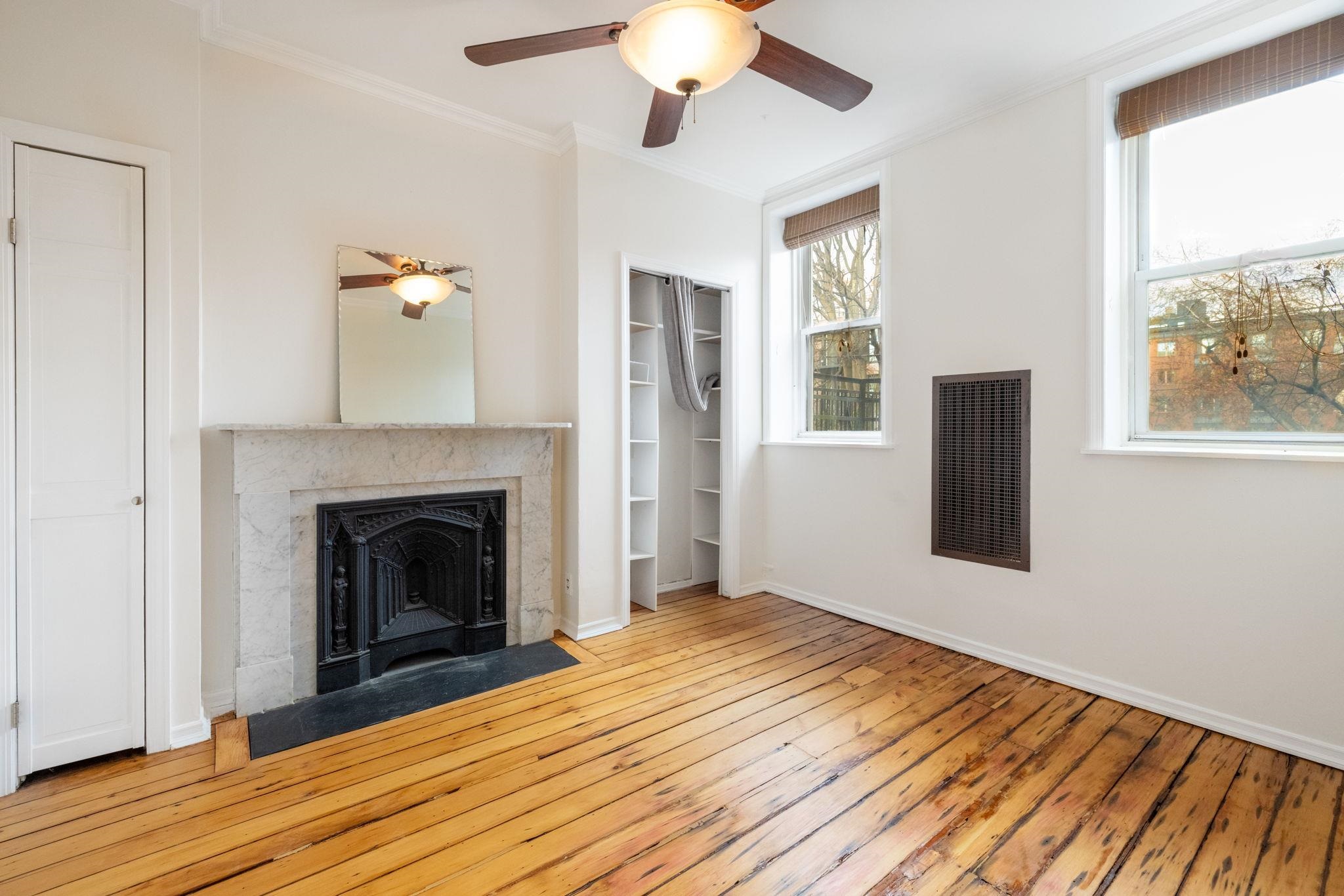 126 WAYNE ST Unit: 1