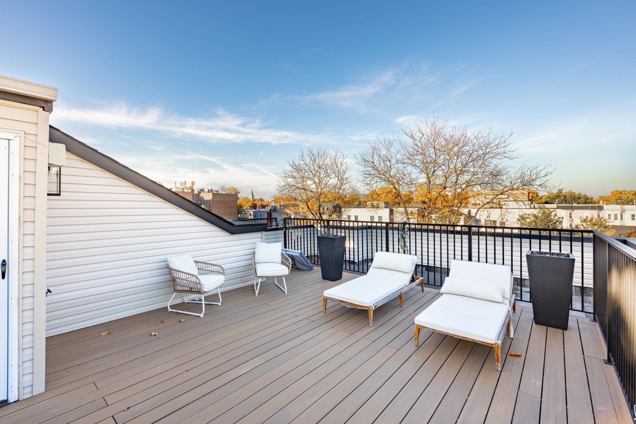 25 WAVERLY ST Unit: 2