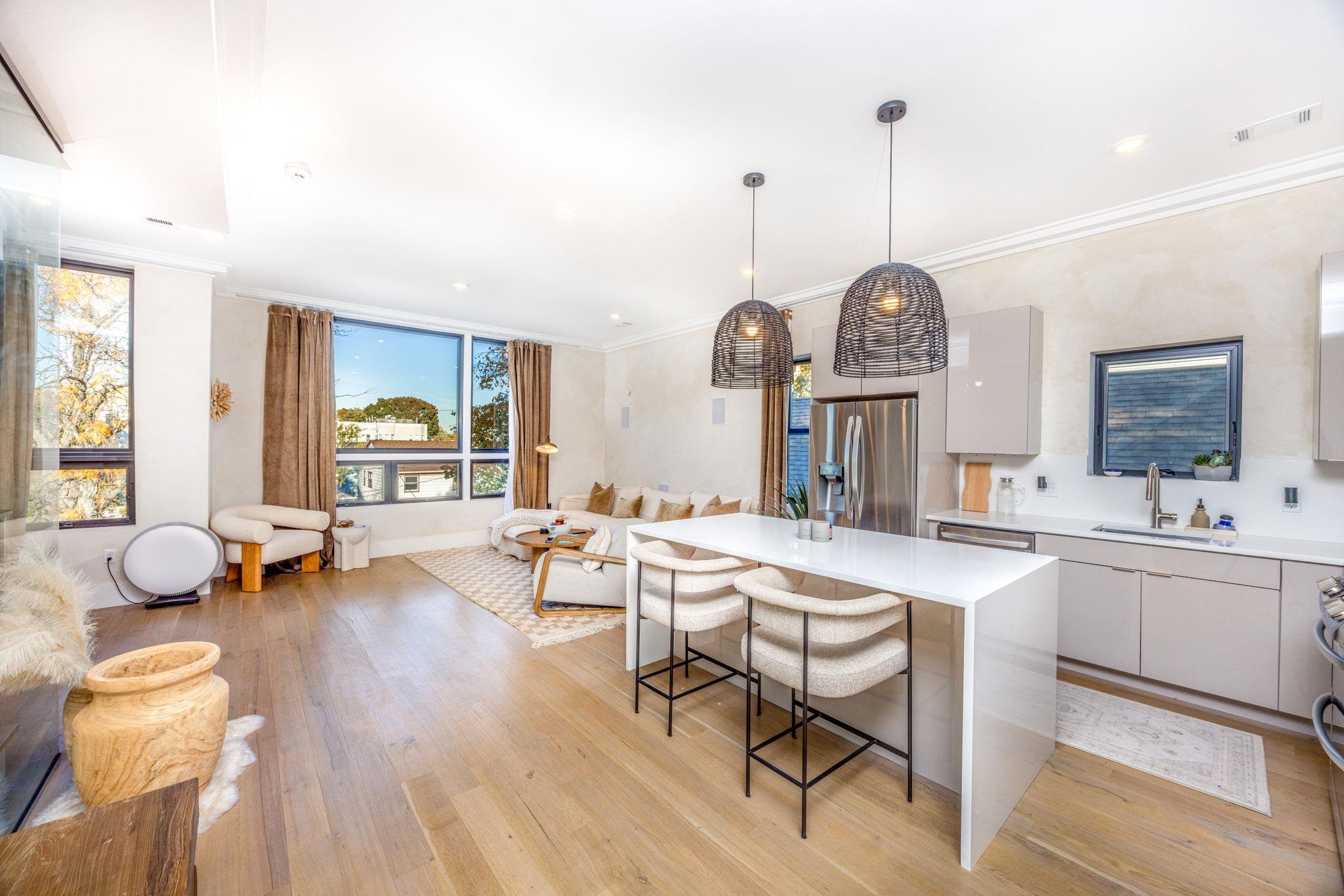 25 WAVERLY ST Unit: 2