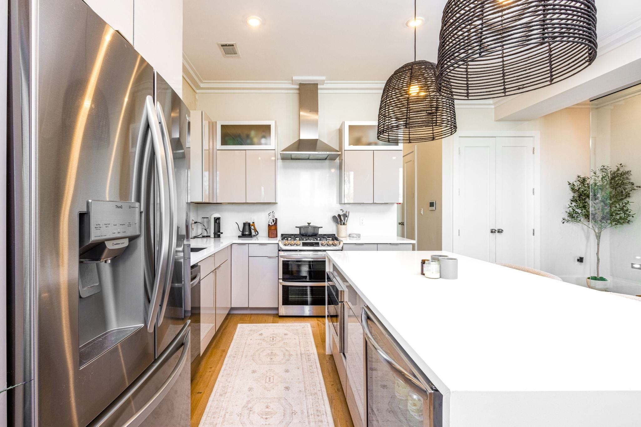 25 WAVERLY ST Unit: 2