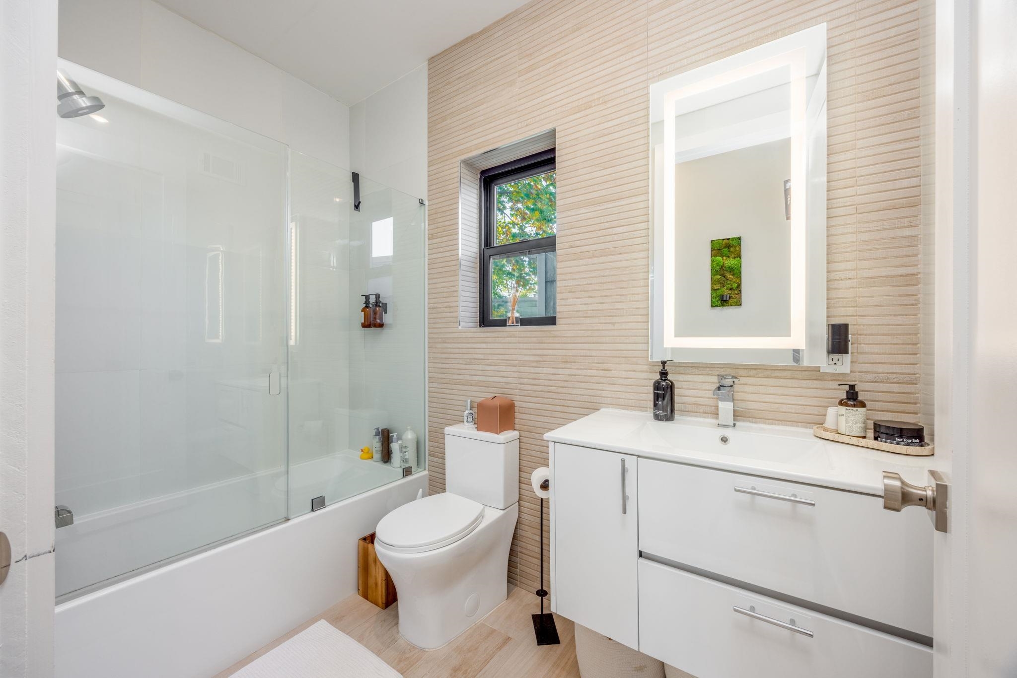 25 WAVERLY ST Unit: 2