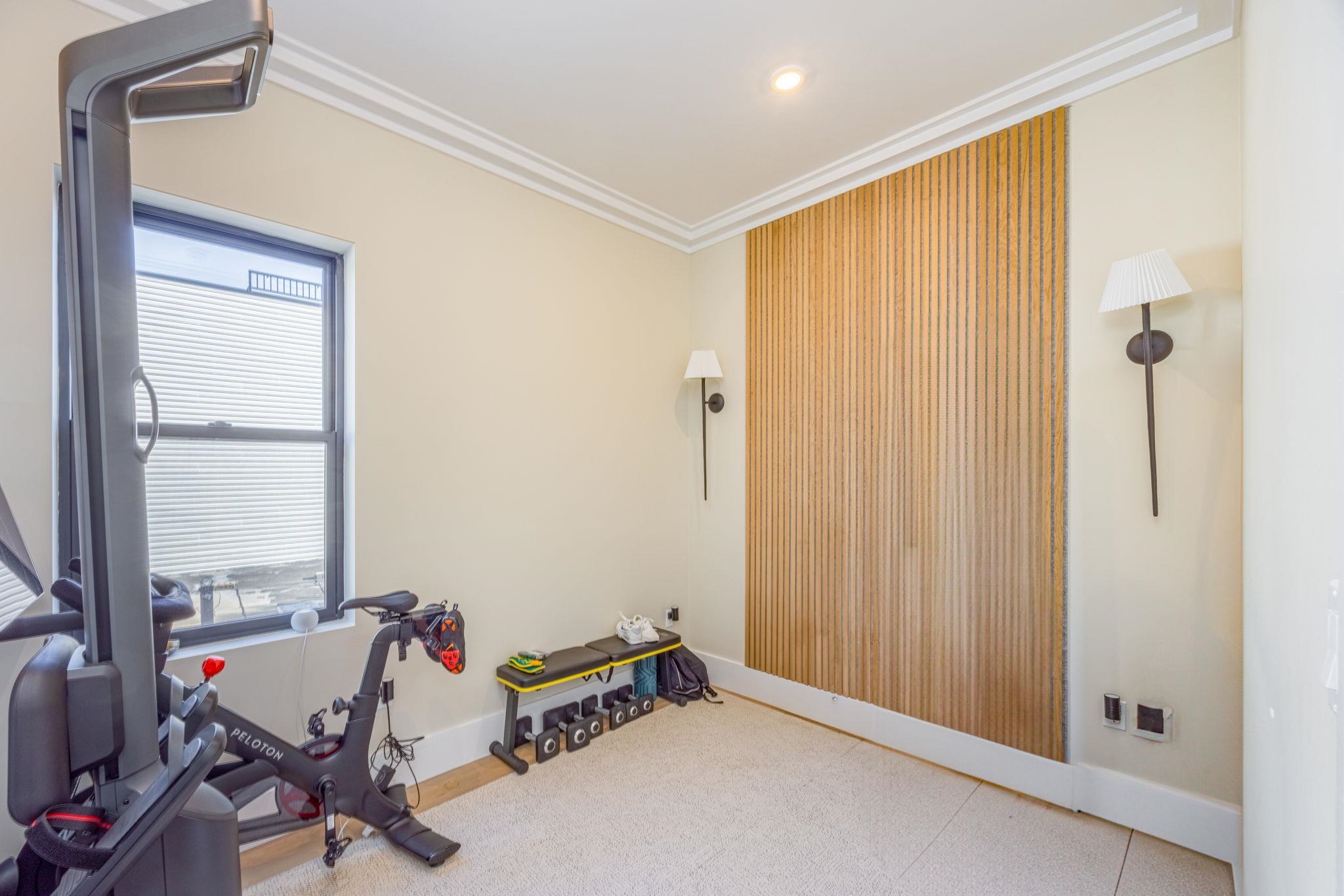 25 WAVERLY ST Unit: 2