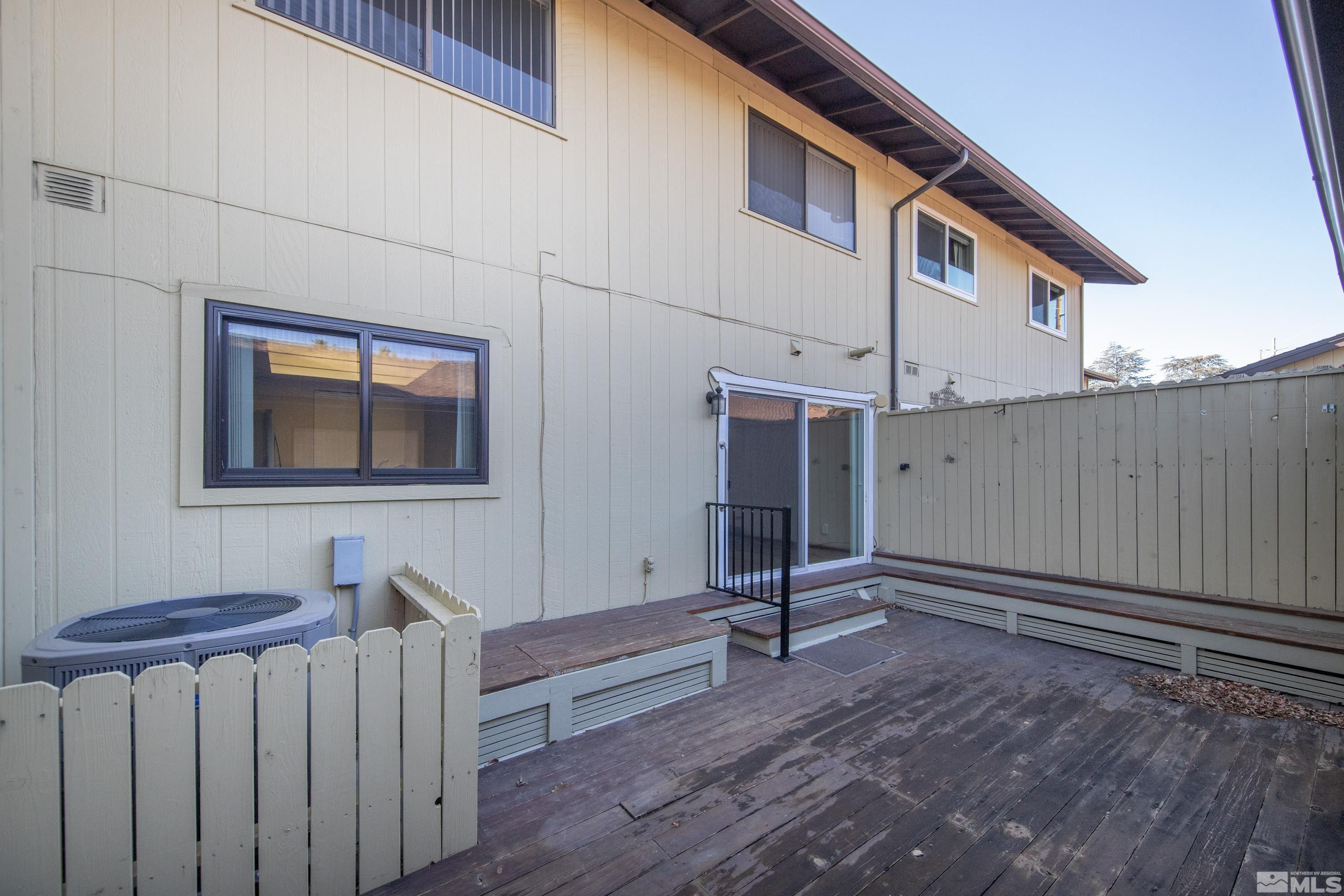 1539 Foster Drive