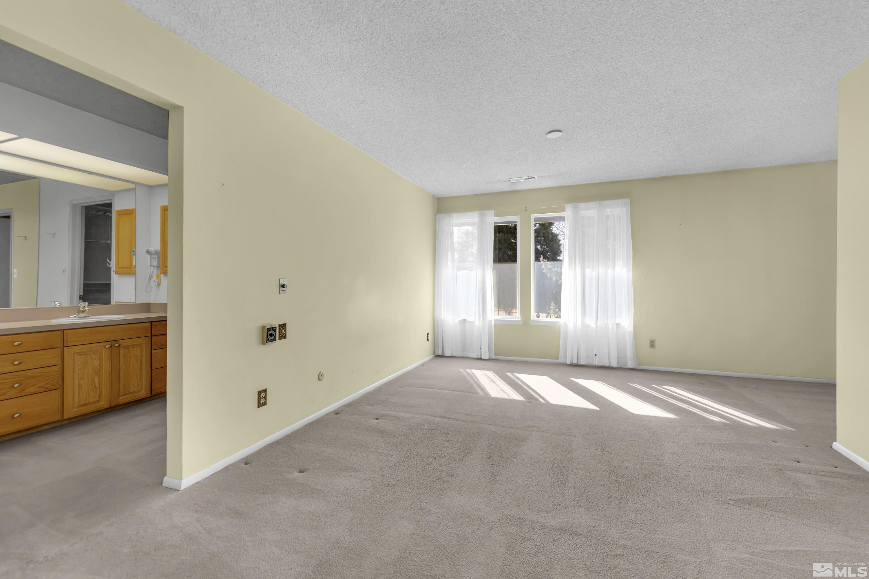 1539 Foster Drive
