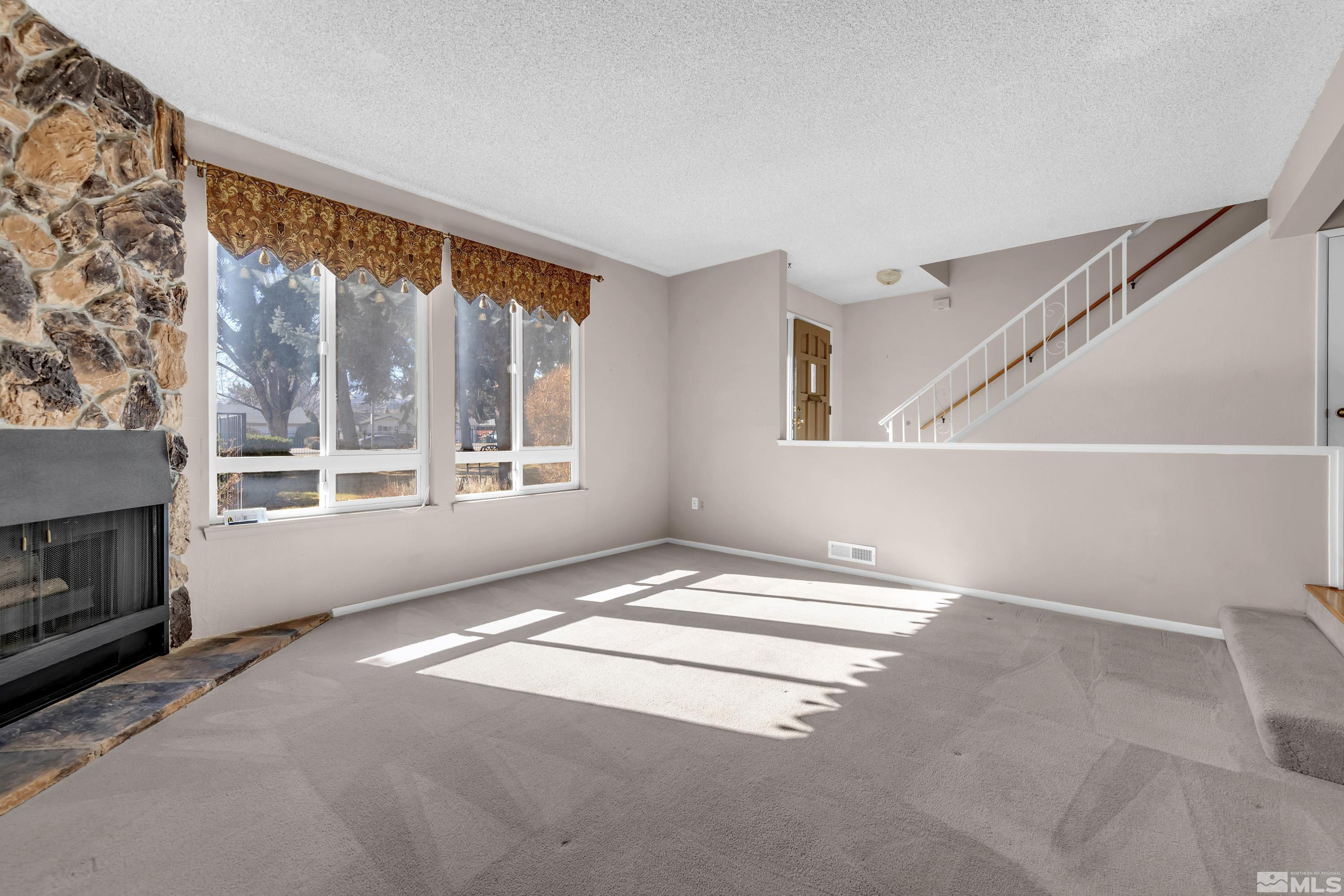 1539 Foster Drive