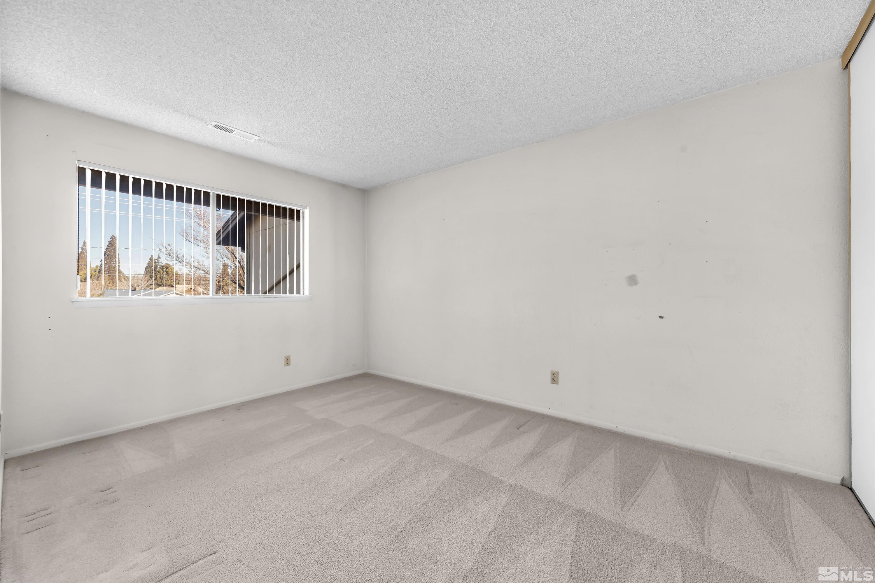 1539 Foster Drive