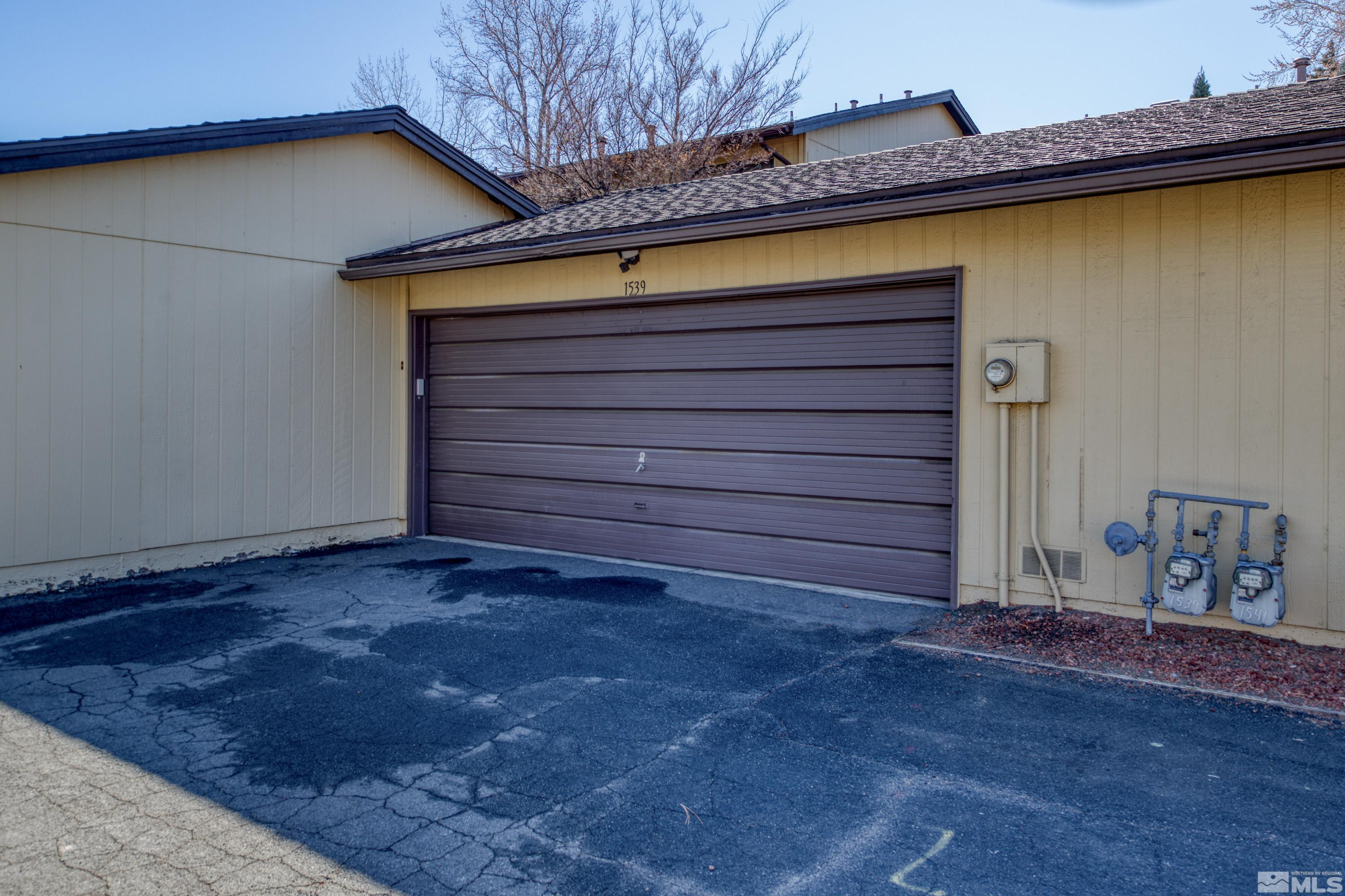 1539 Foster Drive