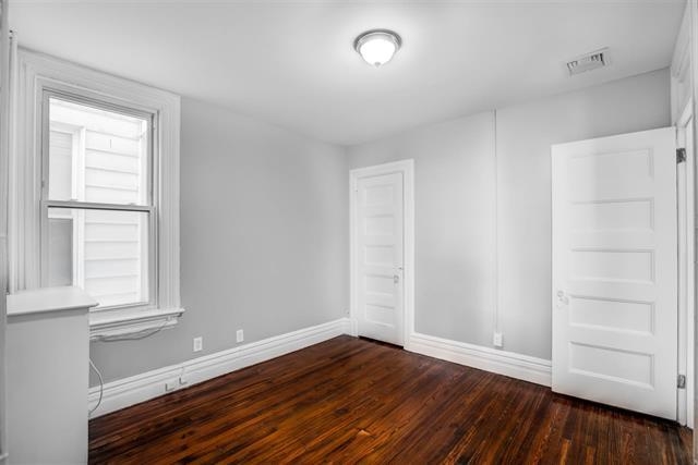 221 SHIPPEN ST Unit: 2