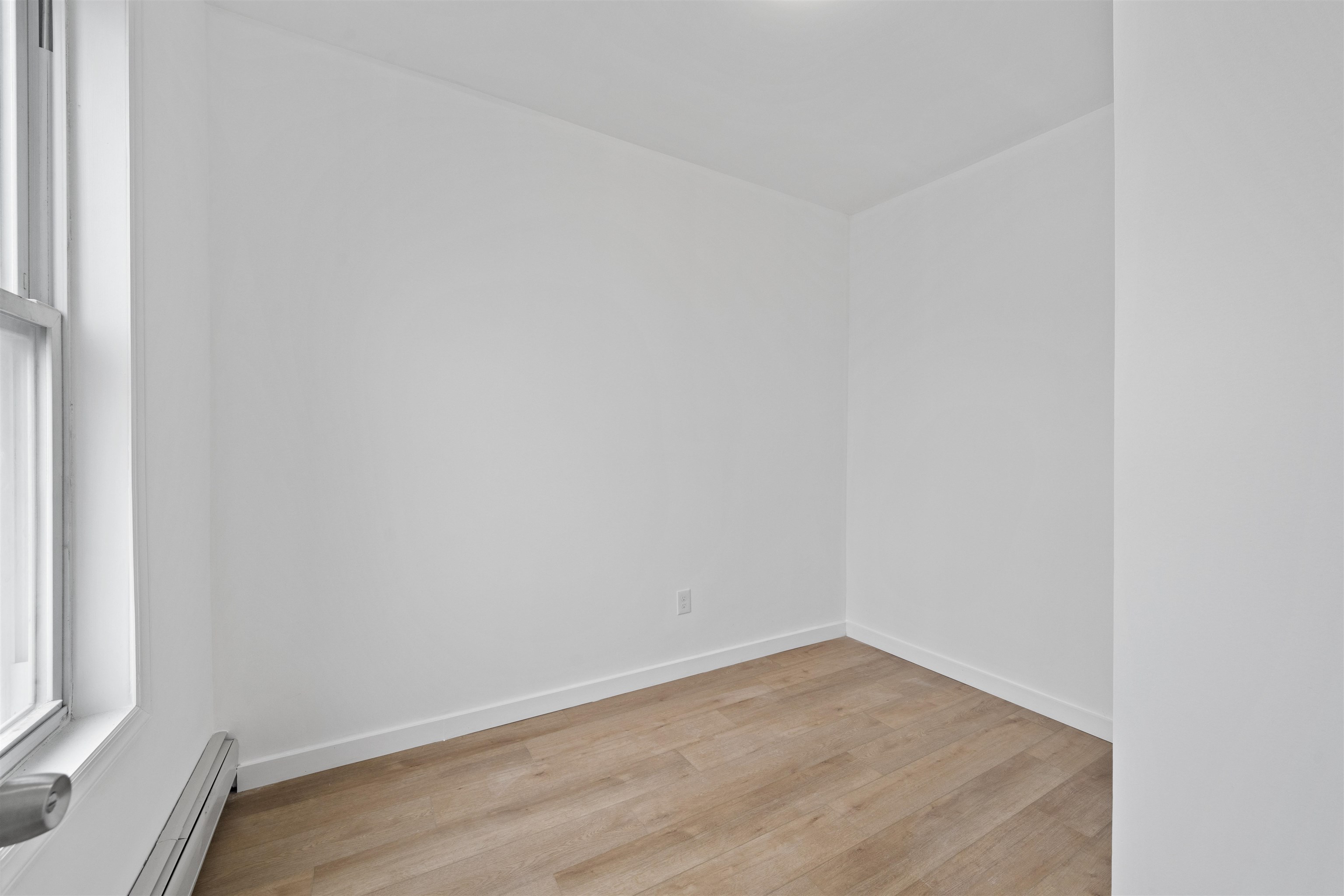 518 PATERSON PLANK RD Unit: 3