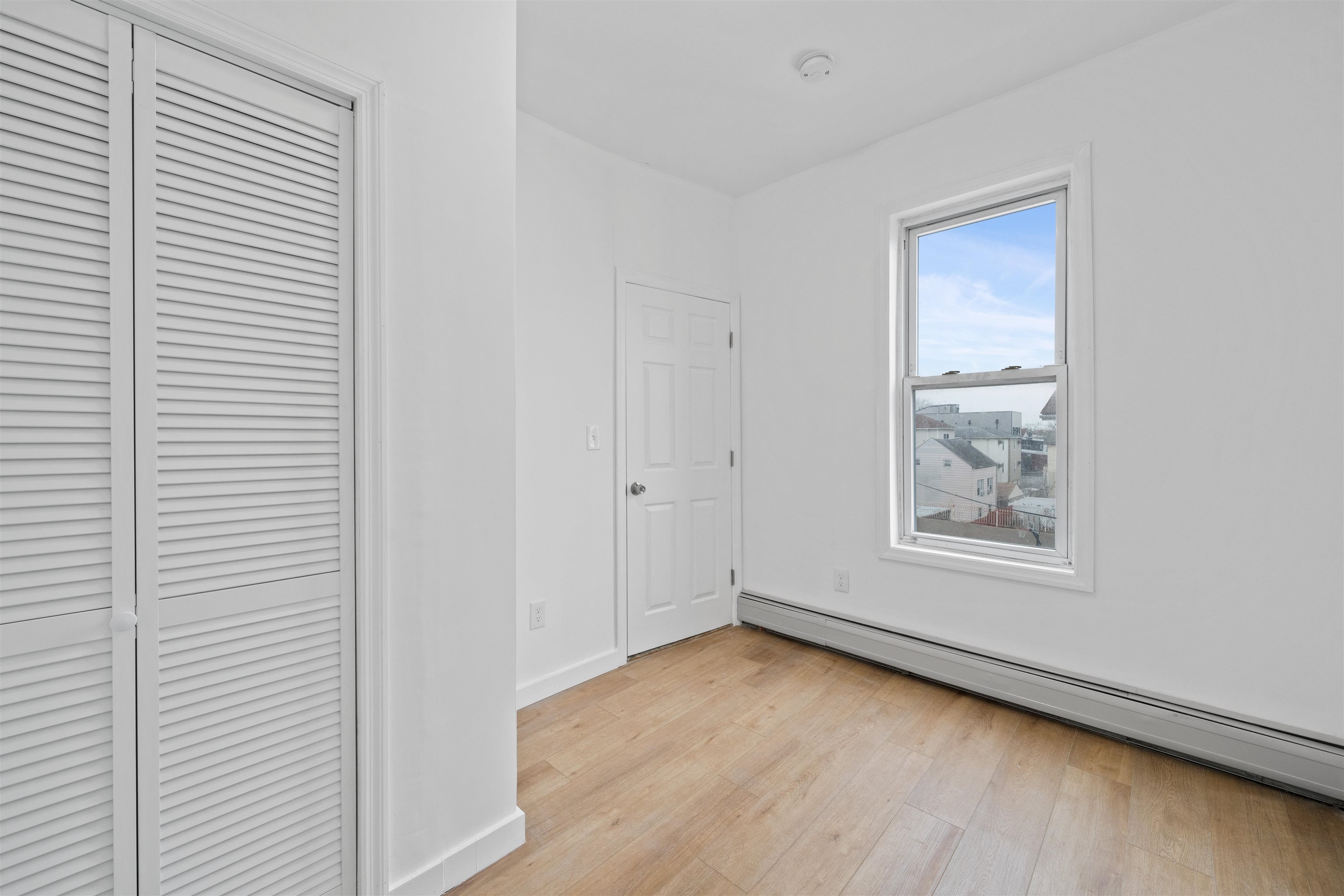 518 PATERSON PLANK RD Unit: 3