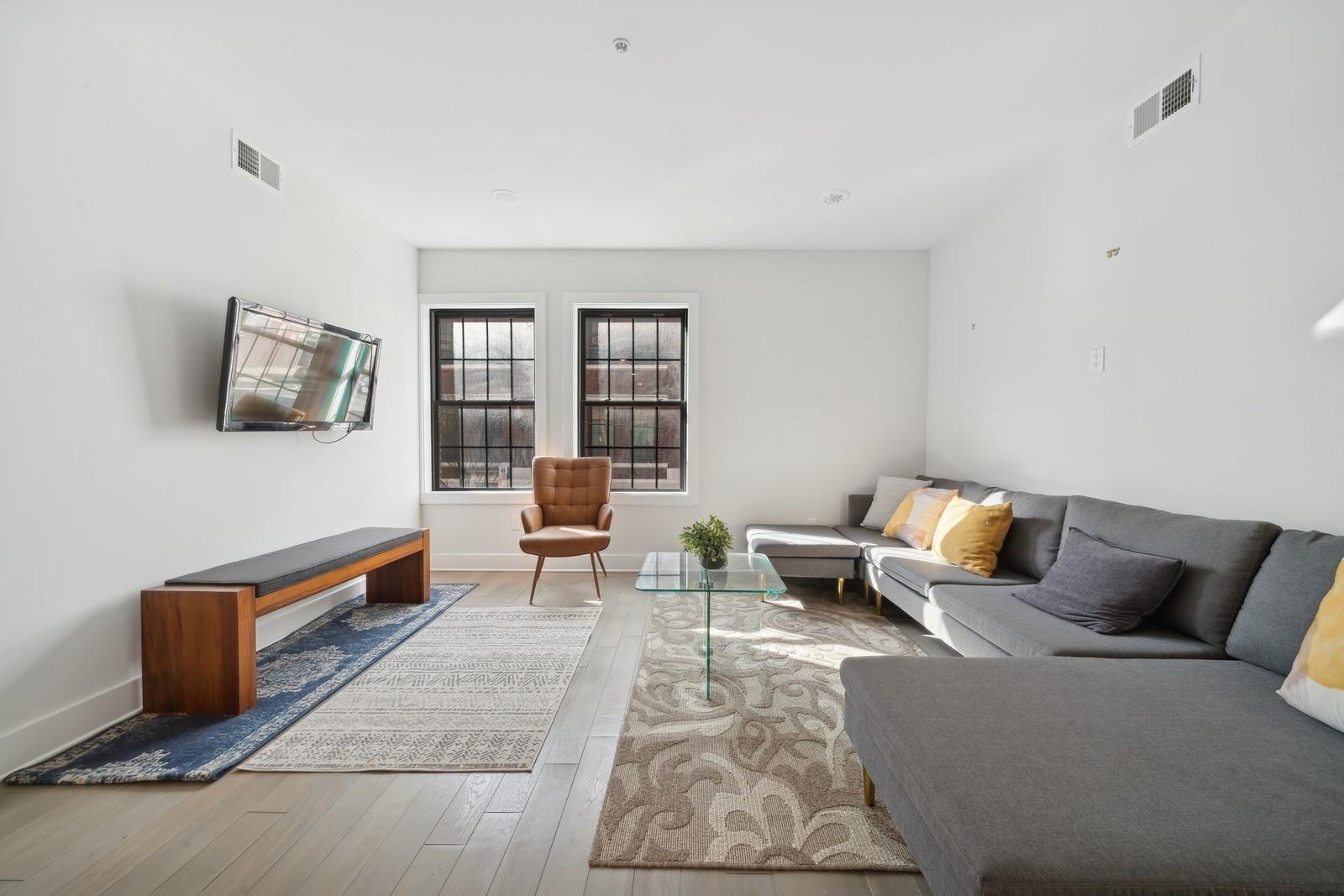 122-124 NEW YORK AVE Unit: 201