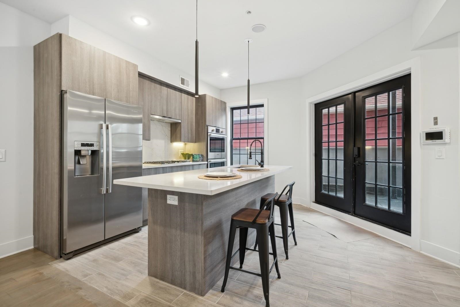 122-124 NEW YORK AVE Unit: 201