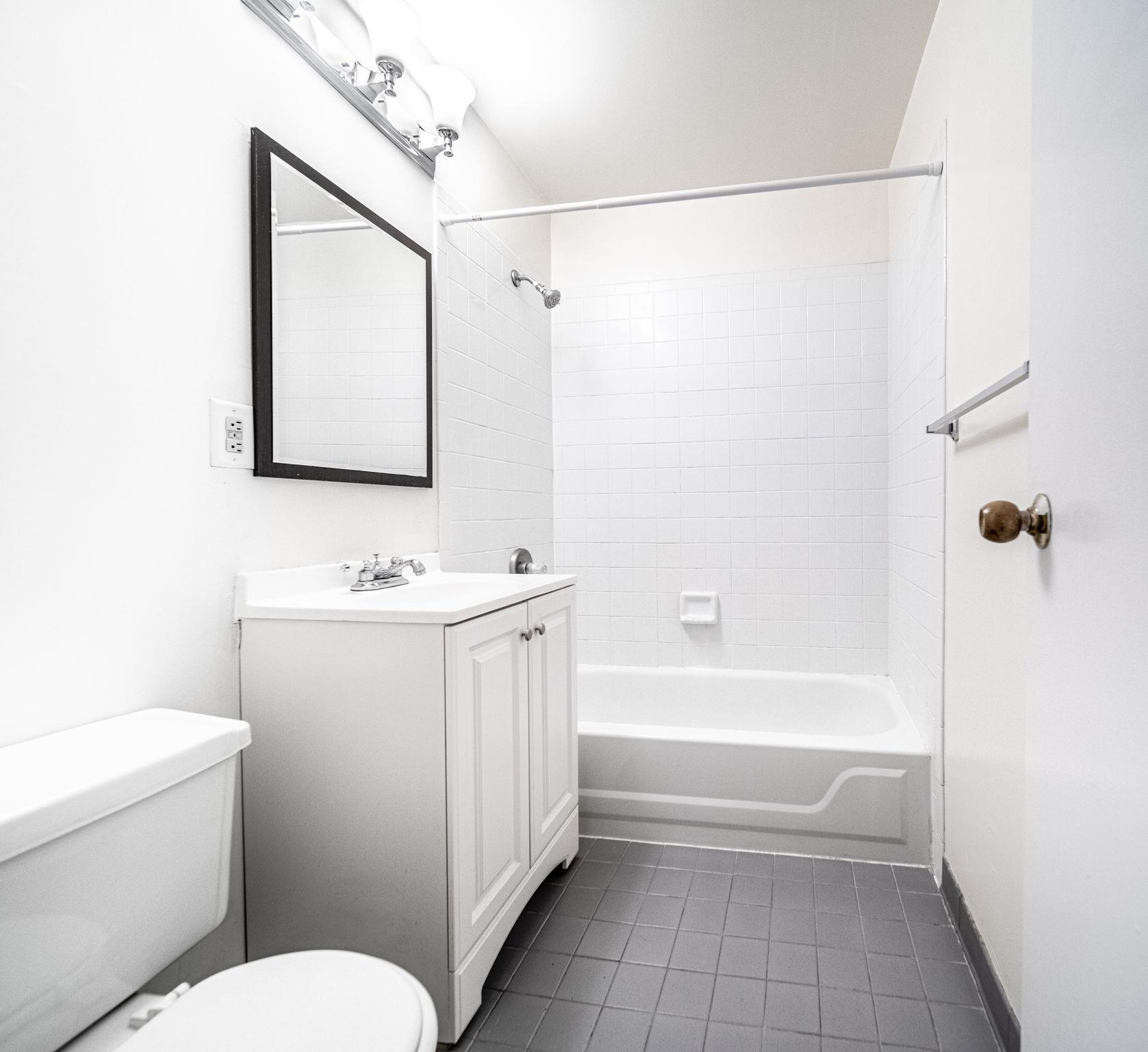 341 MONMOUTH ST Unit: 310d