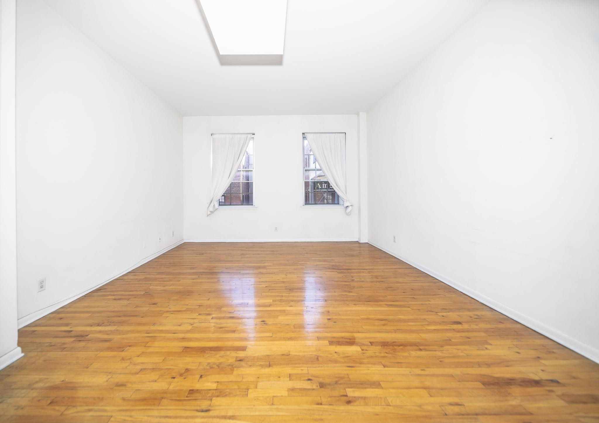 341 MONMOUTH ST Unit: 310d