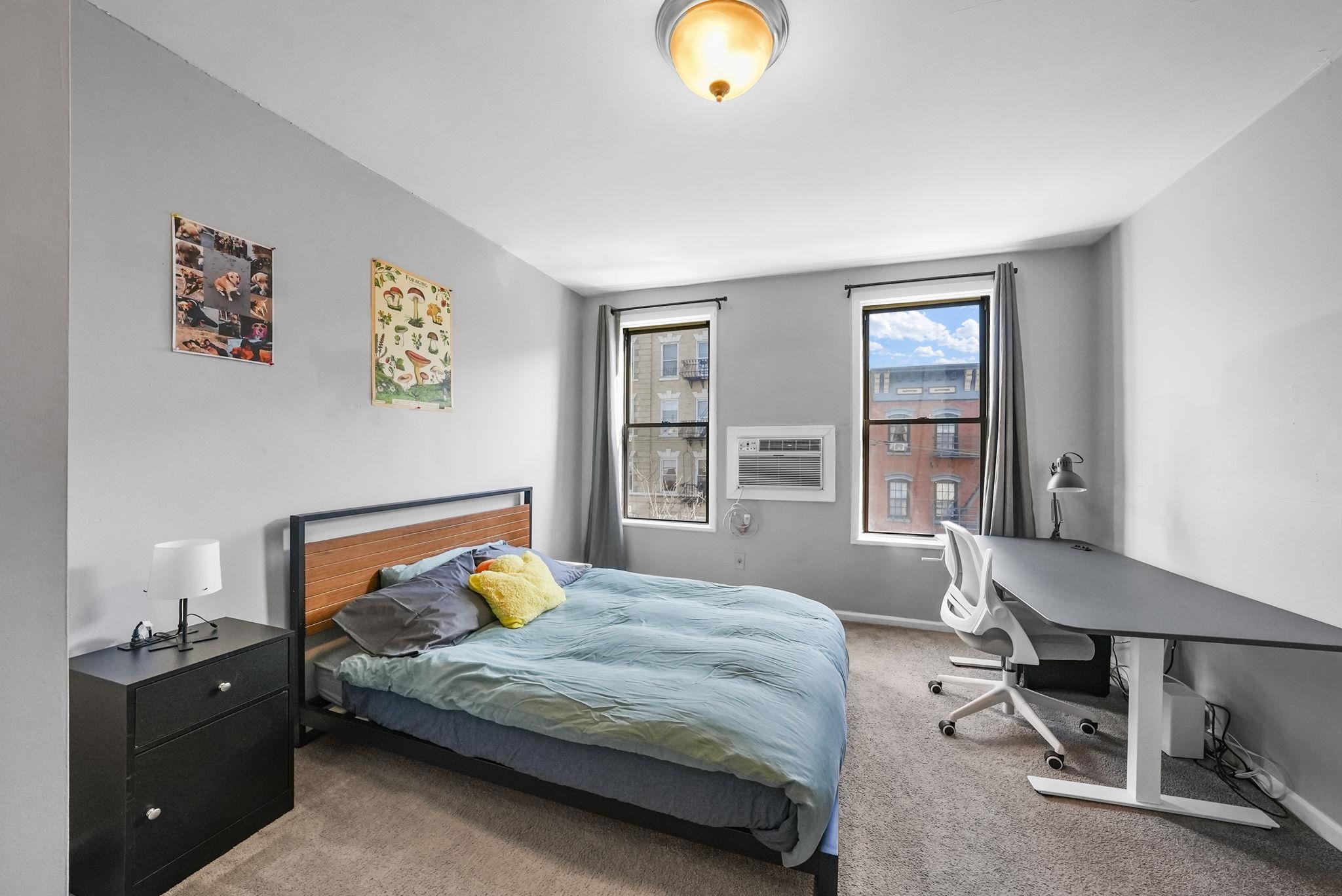 108 WILLOW AVE Unit: 4R
