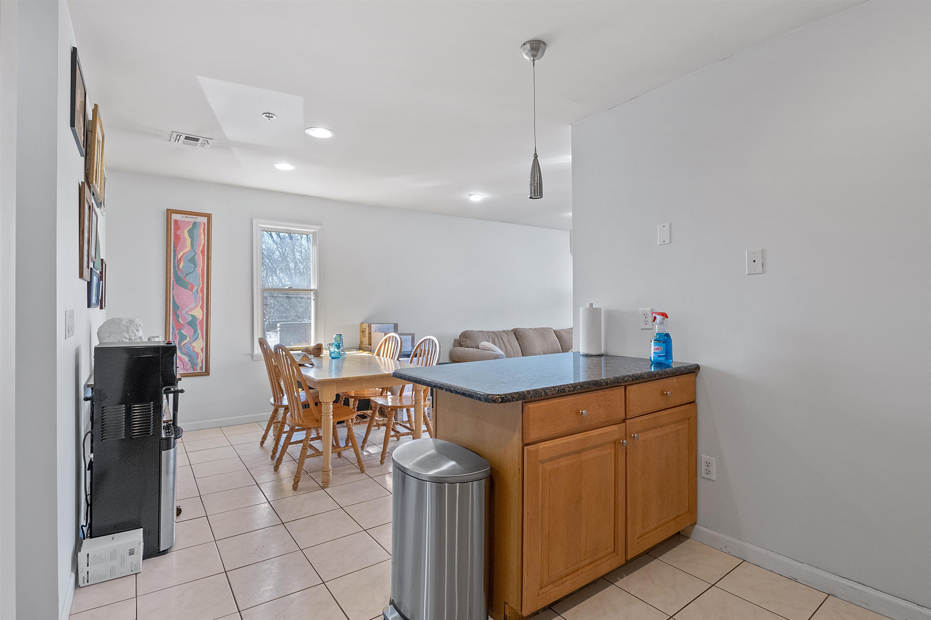 82 TUERS AVE