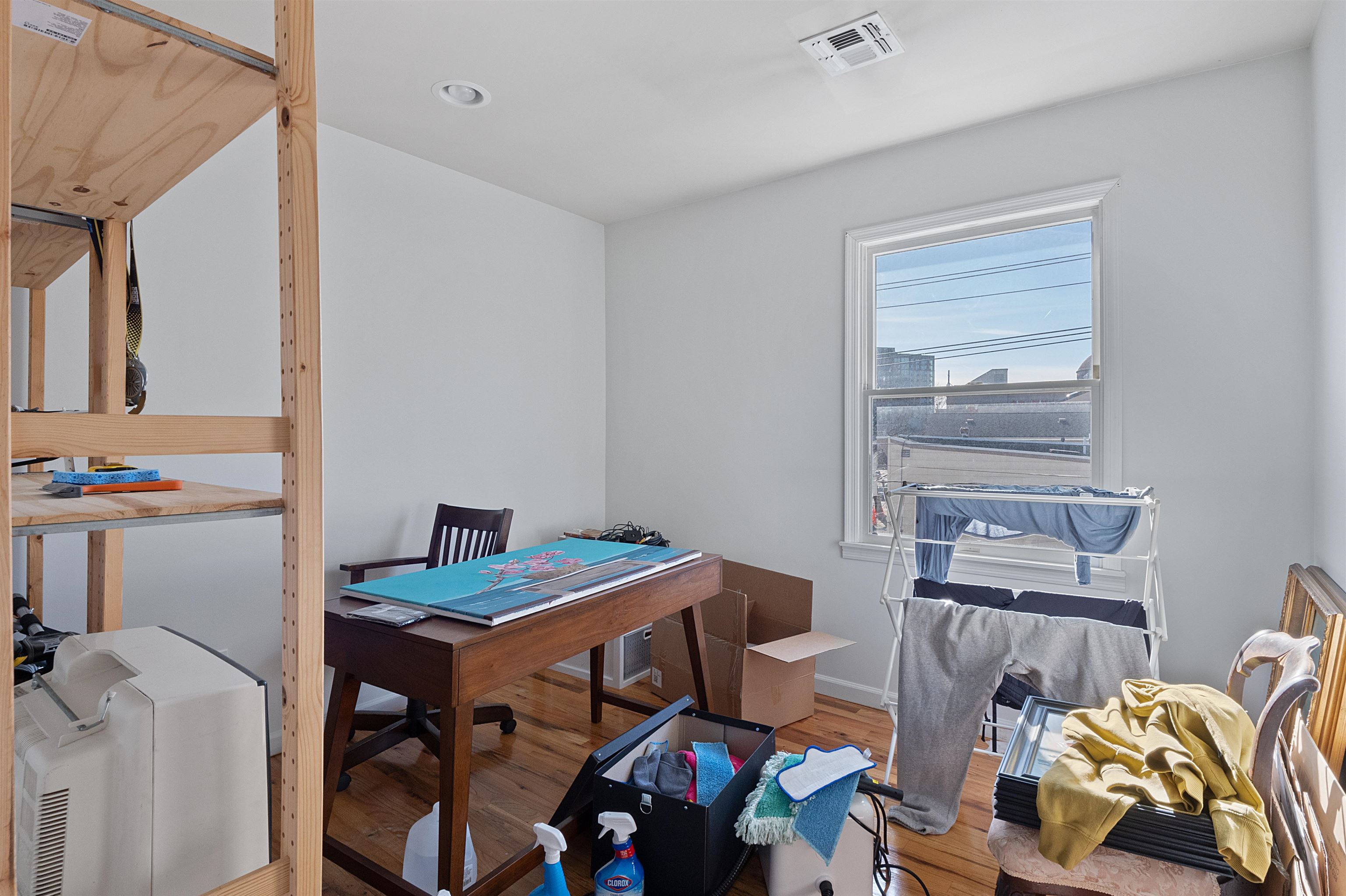 82 TUERS AVE