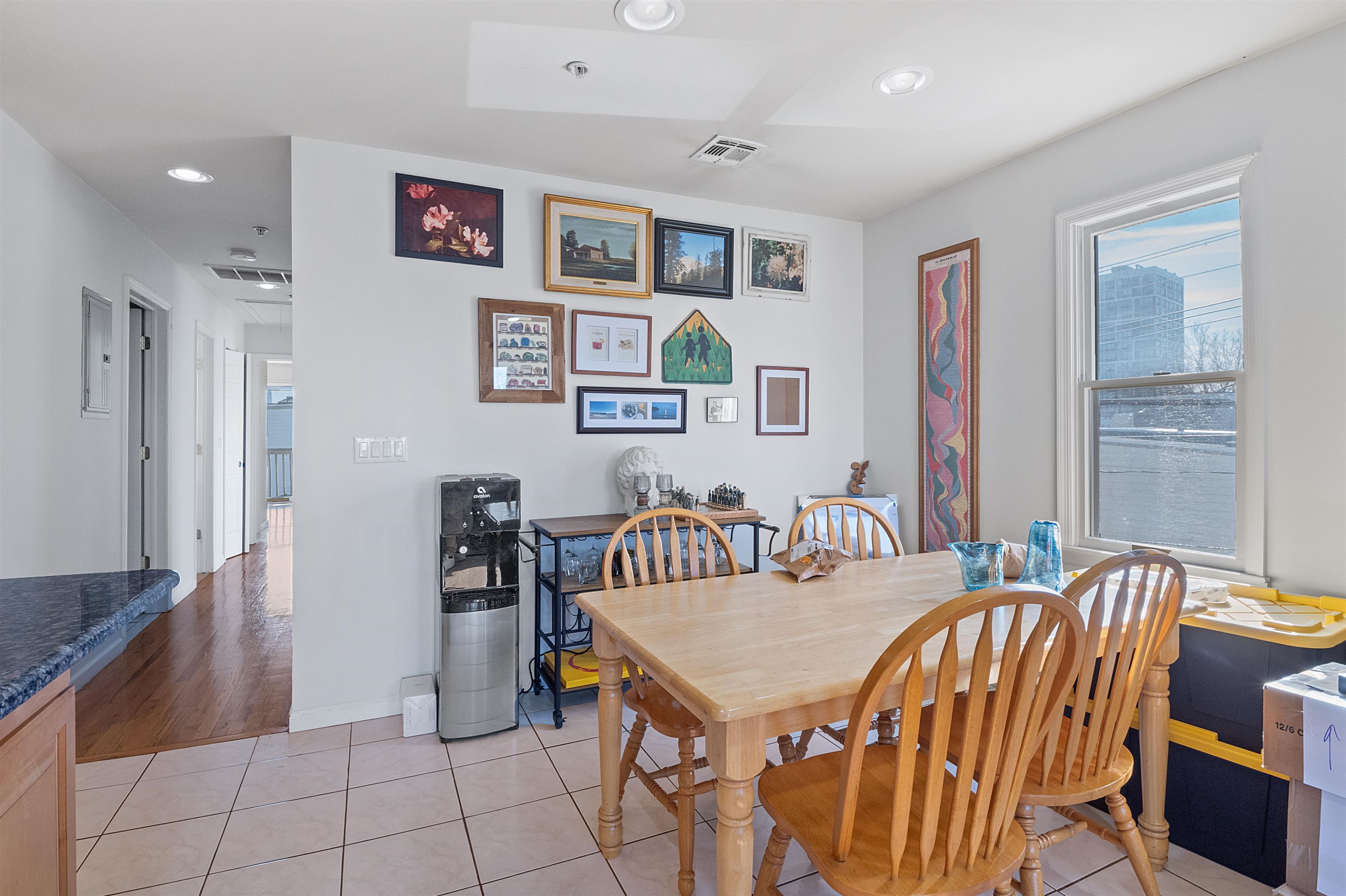 82 TUERS AVE