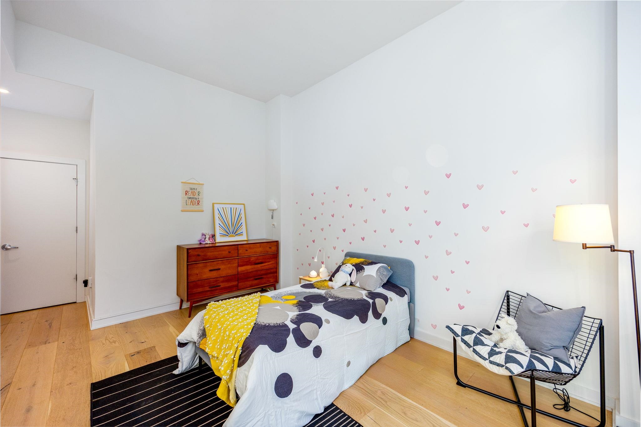 1410 GRAND ST Unit: 500