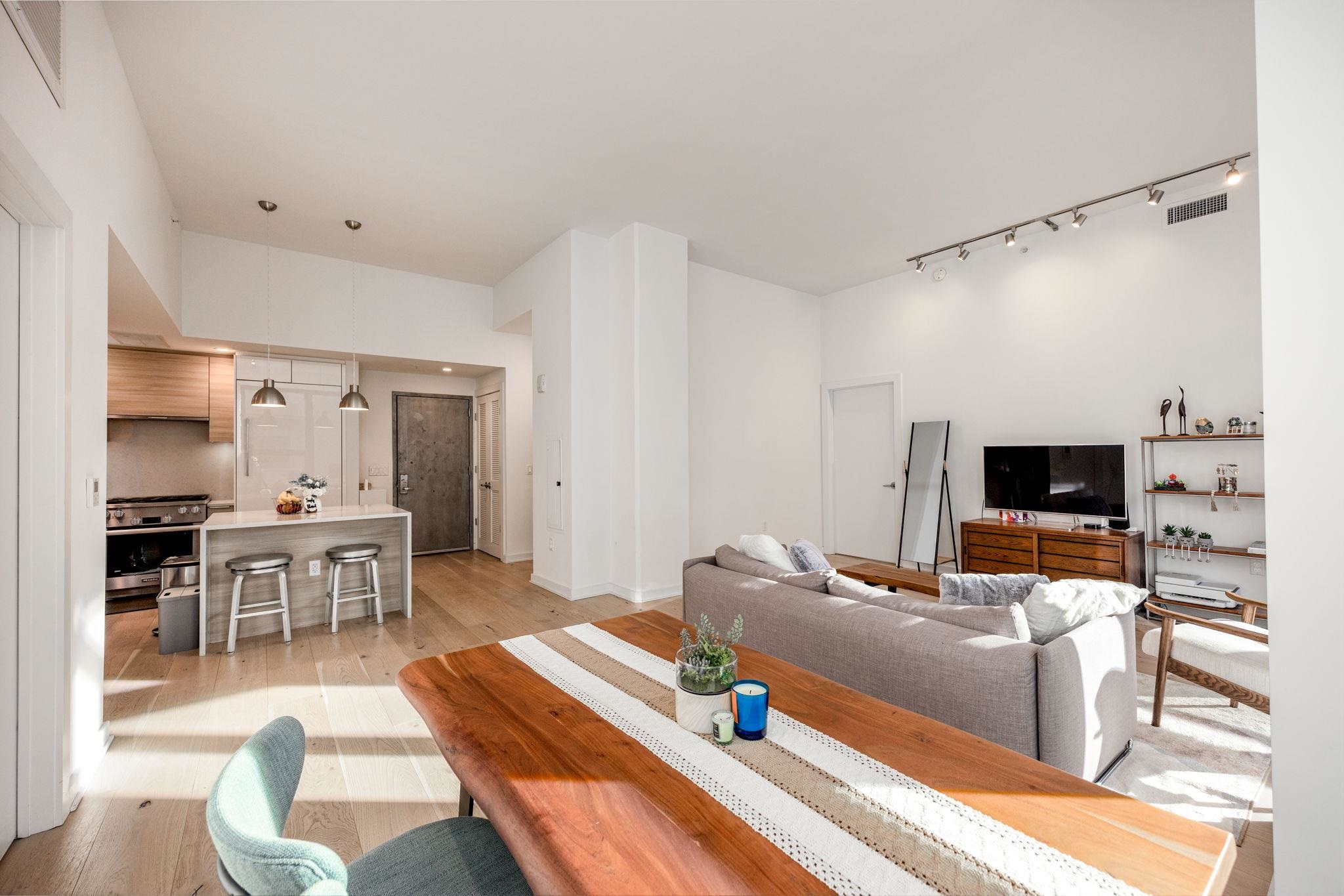 1410 GRAND ST Unit: 500