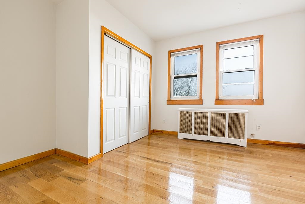 125 TERRACE AVE