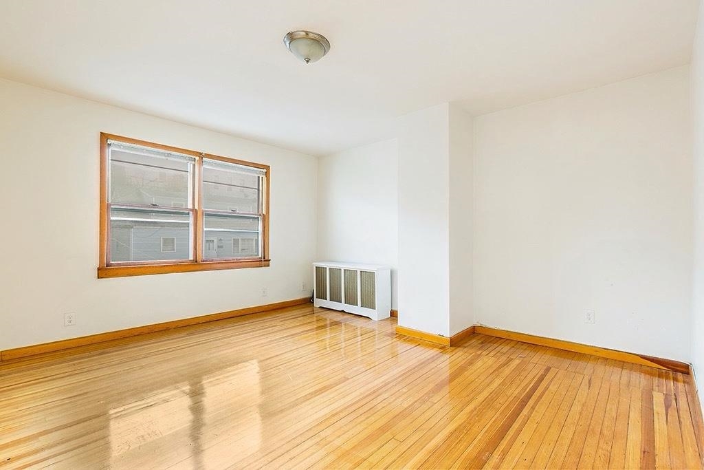 125 TERRACE AVE