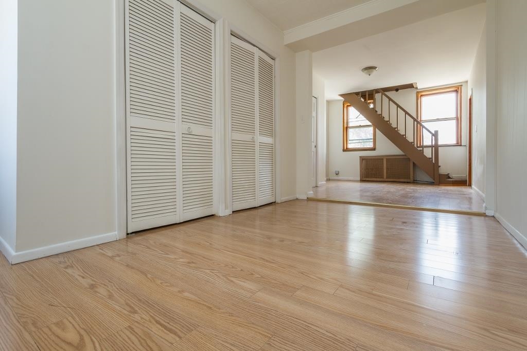 125 TERRACE AVE