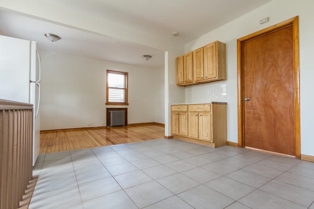 125 TERRACE AVE
