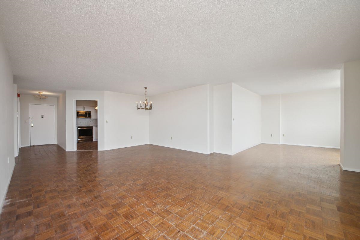 2138 HARMON COVE TOWER Unit: 2138