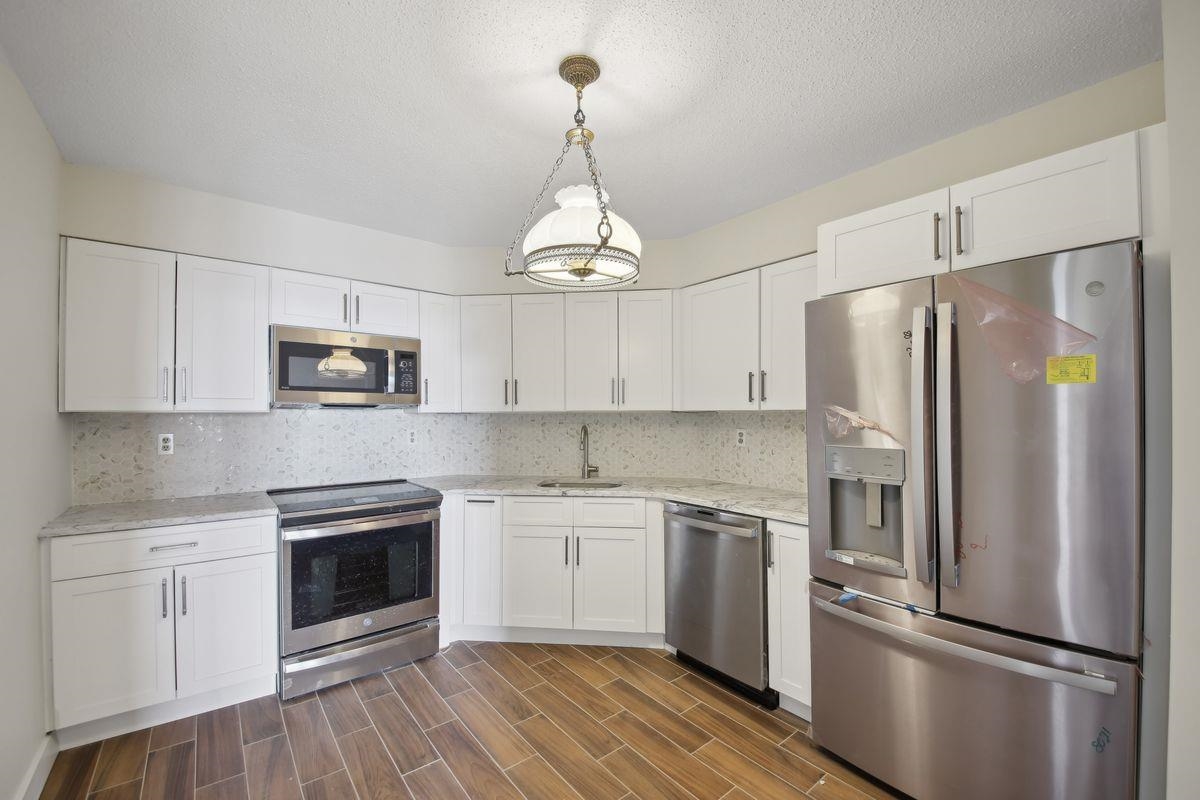 2138 HARMON COVE TOWER Unit: 2138