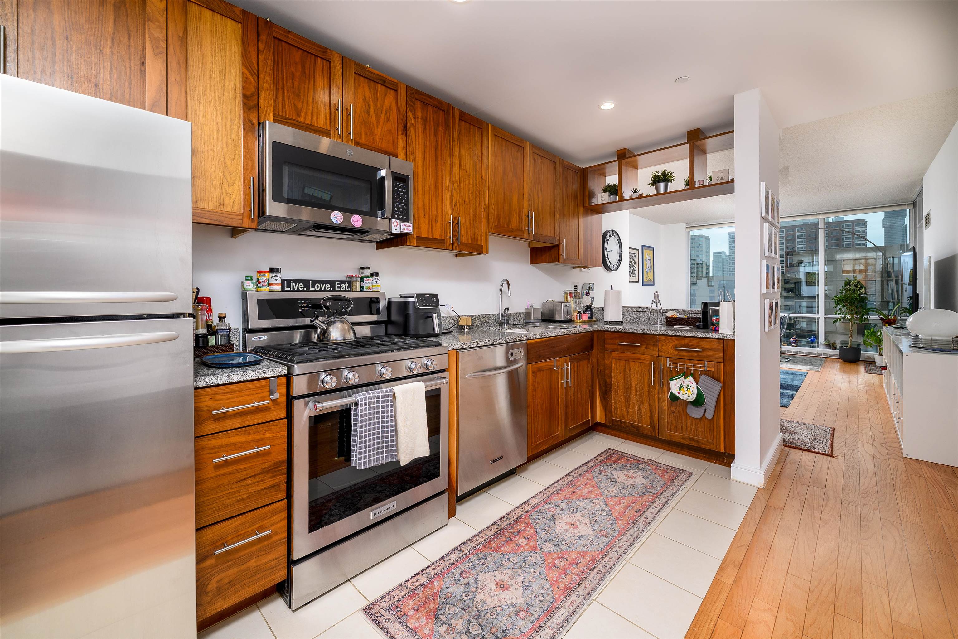 20 NEWPORT PARKWAY Unit: 2106